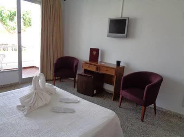 Hostal S'Algaret Fornells  Zewnętrze zdjęcie